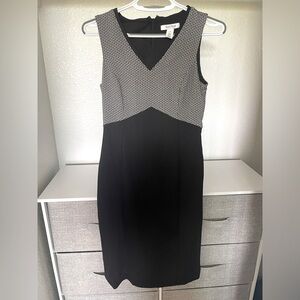 White House Black Market Black and White Dress | Size 00